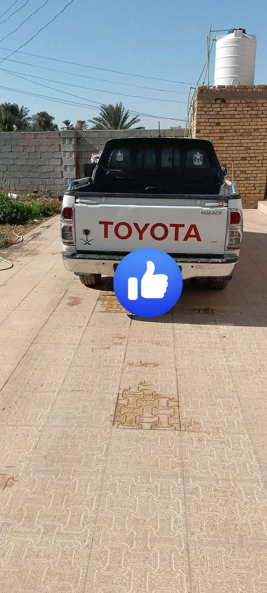 سلام عليكم من رخصت الادمن المحترم للبيع فقط هايلوكس موديل 2014 اصل  رقم وسنويه بسمي تحويل ثاني يوم تخم تاير حداده جديده كير ومحرك كفاله برغي مامفتوح بيه سياره مكفوله كفاله عامه سعر 190 بيه مجال حك جيه 
مكلف بنشر  تواصل *********** مكان سياره ناصريه شطره
