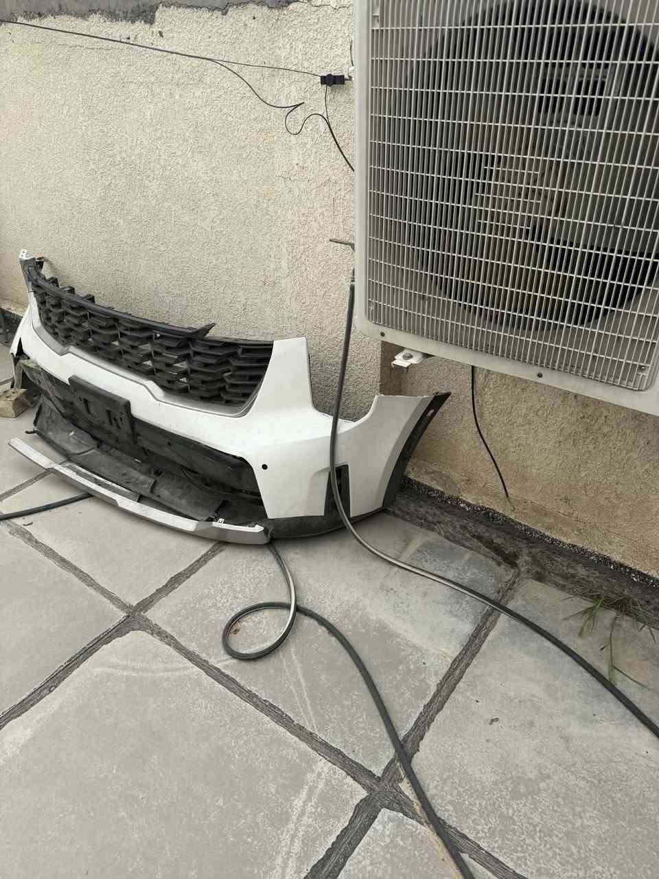 دعاميه سورنتوا موديل 2024و2025 
امريكي اصليه لون ابيض الكسر موضح بالصور 
بصمة سورنتوا امريكي اصليه 
للبيع المكان بغداد الكرخ 
***********
