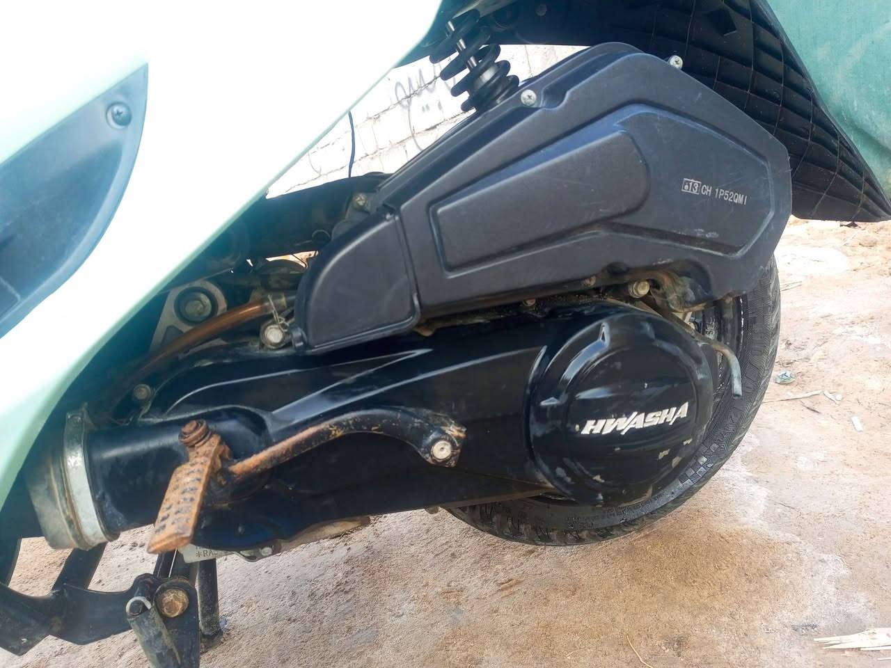 سلام عليكم
دراجه هوشا للبيع بيهه وصل محل 
مديل 2025
لايت ثلجي زنون عالي ناصي 

كهربائيات كله شغال 

ويل اسود كفرات ما امبدله 

السعر 800 وبيها مجال 

استفسار***********
