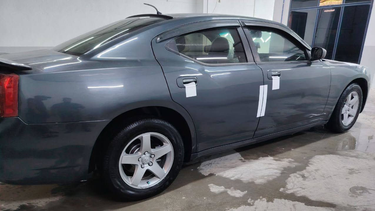 سلام عليكم
جارجر موديل 2008
 رقم سليمانية
 الماني مداور ثاني يوم
سيارة جاهزة كير مكينة توني شادهن 3500
حدادية صار سبوع شتغلتة
اكسل كاردن كولة جديد
بور جديد تخم تاير توني شادهن
زنون عالي ناصي سيارة علية إدامة كاملة 
غرفة جديدة
حادثة جاملغ وبنيد شرط بدون دواخل 
رشيتة بايدي حزام بدون ضربة بدون معجون جمالية 
سعره مناسب 88 بية مجال 
مكان بابل
***********
