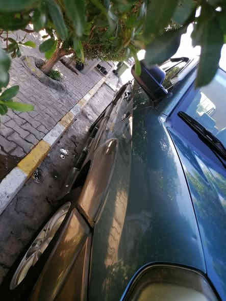 سلام عليكم هونداي توكسان مديل 2006 وارد خليجي سياره بيه قطعتين صبغ بنيد وجاملغ جهة السايق والباقي كفاله وجاهزه من كلشي وبسمنه سياره لاستفسار *********** السعر 105 وبيه مجال حك الجيه
