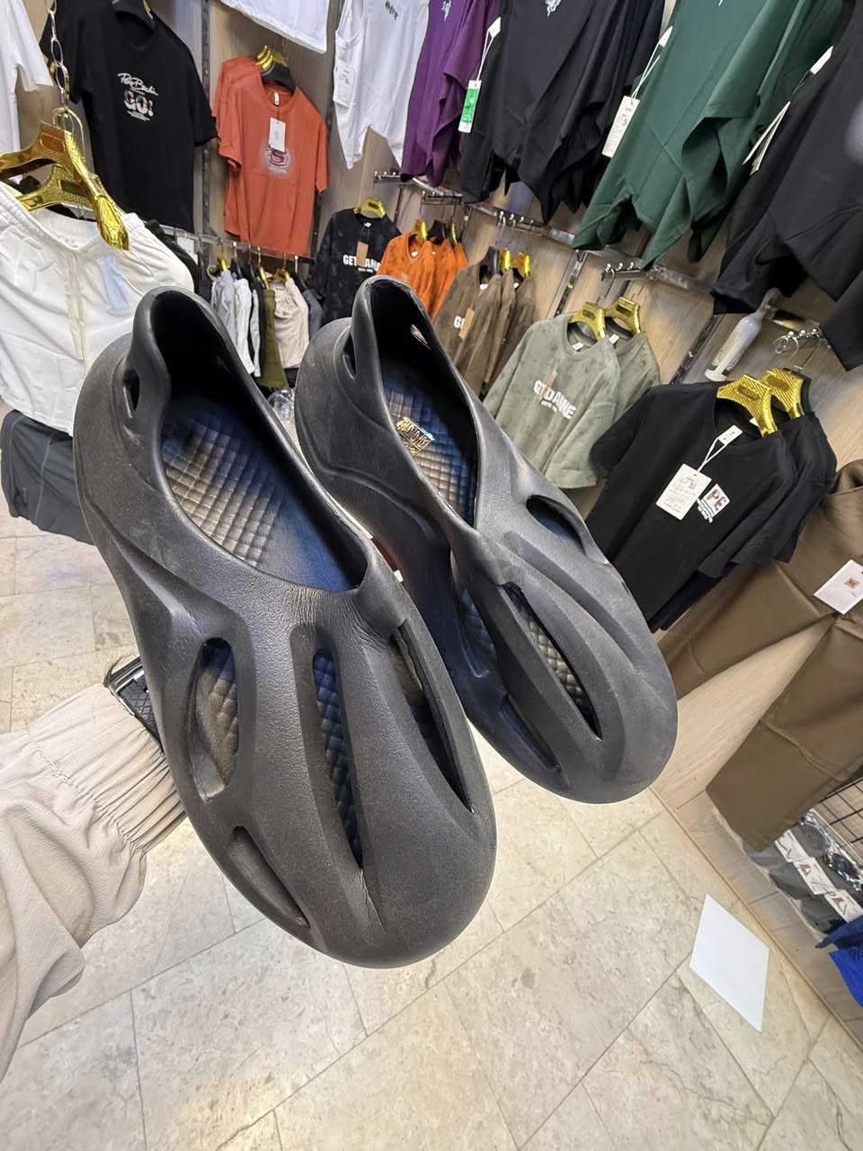 ع ٥ الاف 🔥🔥🔥🔥


**إذا كنت صاحب هذا الإعلان وتريد حذفه لأي سبب، رجاءا أرسل رسالة إلى الدعم الفني**