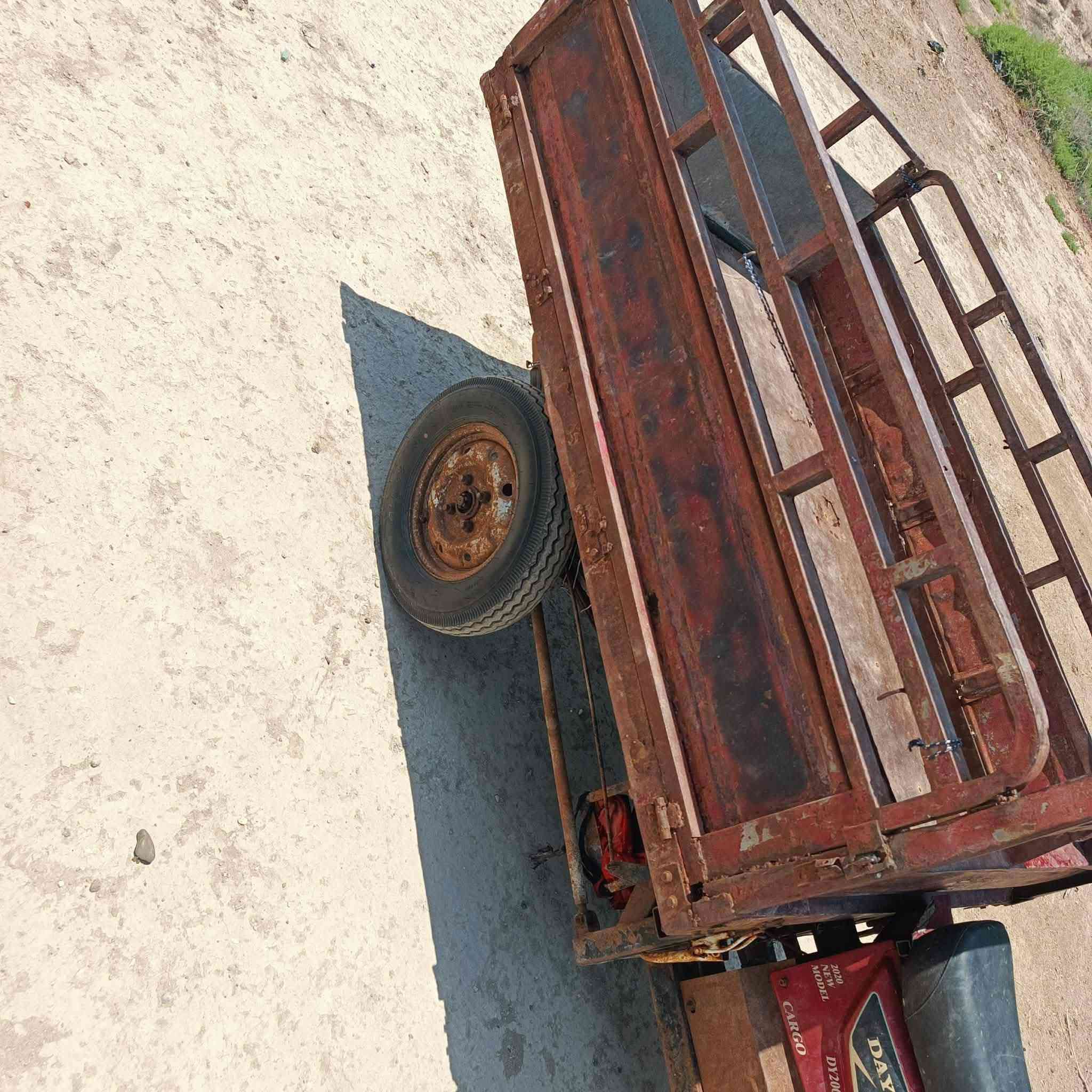 سلام عليكم ستوته ادوات كدام عينك لا تكلي شبيها مابيها مكينه مفتوحه مبدله بستم سلف كهربائيات عوزهن ترتيب تواير نص عمر سعر ب550وبيها مجال قليل الشراي مكان الغراف ***********
