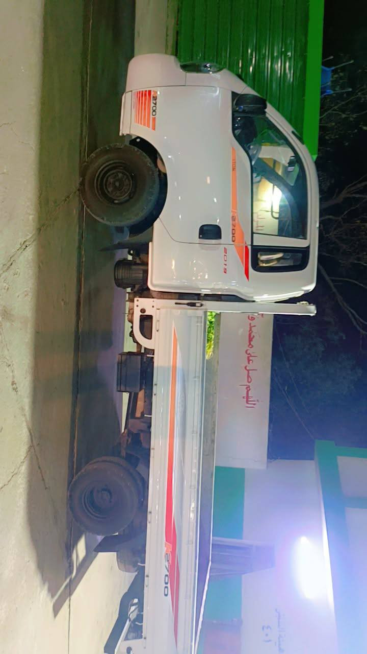 السلام عليكم للبيع كيا حمل مكفول كفاله عامه رقم بابل تحويل ثاني يوم موديل 2017 السياره جديده مكان السياره واسط قضاء العزيزية السعر 112 رقم تلفون ***********
