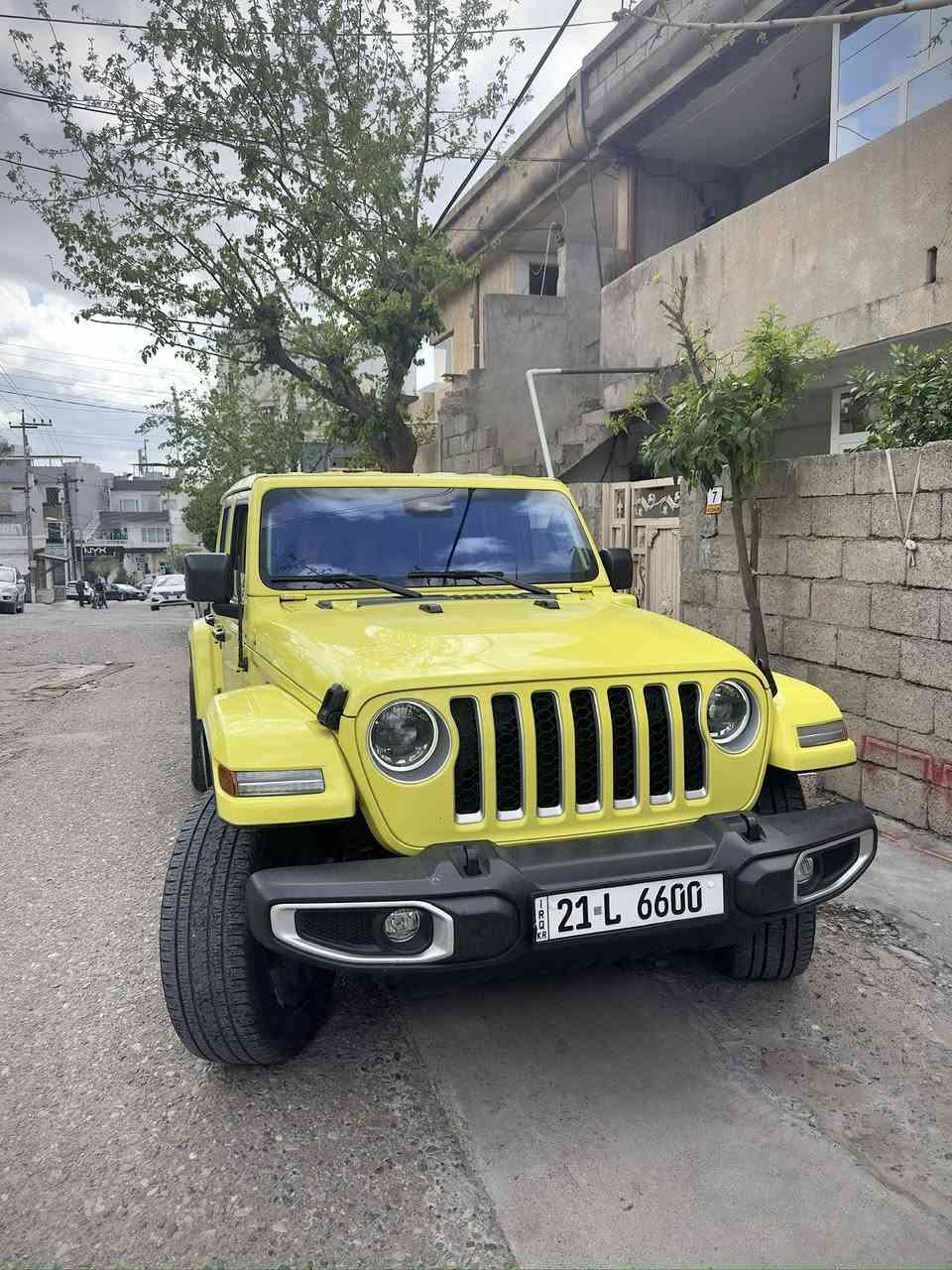 بيع او مراوس
Jeep 2023 Sahara 4xe 
فوول فوول موصفات
(شحن +هايبرد)
الضرر تعديلين ع بارد
ماشيە 38 مايل
مكان سيارا دهوك
السعر 265  ومجال
للستسفار//
***********

موصفات //
لون مميز
فول فول موصفات
قمارا تتفصخ صير كشف
بصمه
لوكير
كشنات جلد
كشنات كهرب
كشافات عدسه
شحن خارجي
هايبرد
هيتر بل ستيرن
كشن هيتر
شاشه
تشغيل عن بعد
دمام خلفي
كامرات 
رادار امامي 
فول تحكمات ستيرن
بعد بيها هوايه موصفات
ملاحظه سيارا حيل حيل نضيفه و ما بيها مصرف الف دينار و كلها بشرط السيارا
