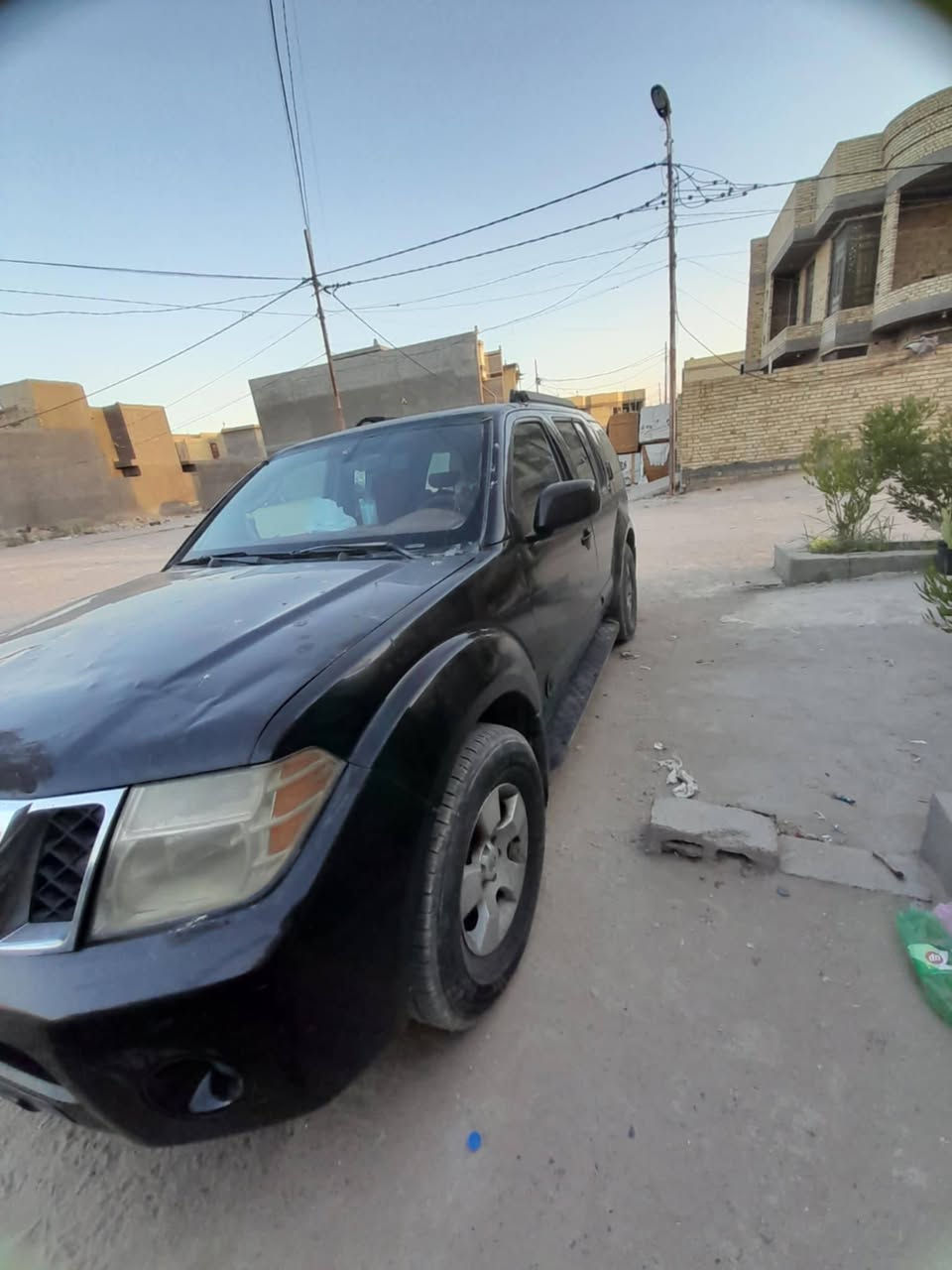 سياره بافندر نيسان ٢٠٠٨ صبغ عام محركها محور فيفيتي بطه ٣٠٠٠ وكير بطه رقم انبار باسمي مكاني فلوجه الجغيفي 
*********** اتصال علئ رقم السعر 45بيها مجال
