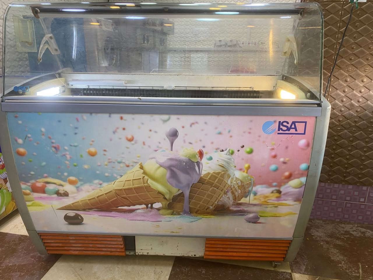 السلام عليكم
عارضه أيزه للبيع شرط الفحص والتجميد العنوان بغداد (جداً نظيفه)


**إذا كنت صاحب هذا الإعلان وتريد حذفه لأي سبب، رجاءا أرسل رسالة إلى الدعم الفني**