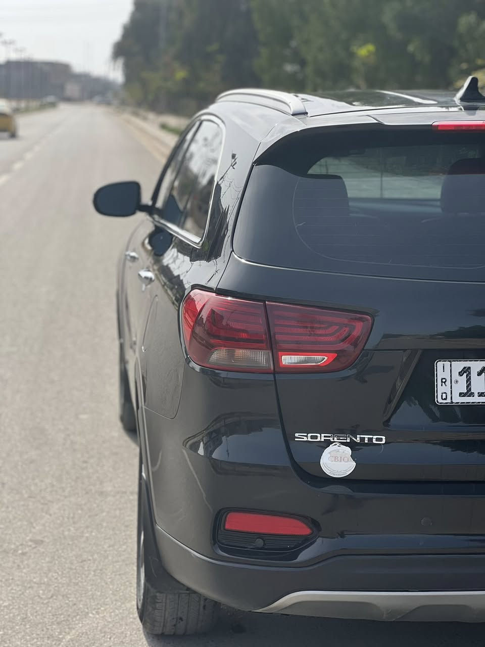 السلام عليكم سورنتو للبيع 2019
فول مواصفات عدا الفتحه 6سلندر 
وارد امريكي حادثه قطع جاملغ خلفي فقط 
الباقي كفاله محرك كير كفاله ماشيه 147الف 
سياره جديده مكانه كربلاء طوريج 
السعر 190وبيه مجال قليل 
رقم ***********
وسعره بلاش
