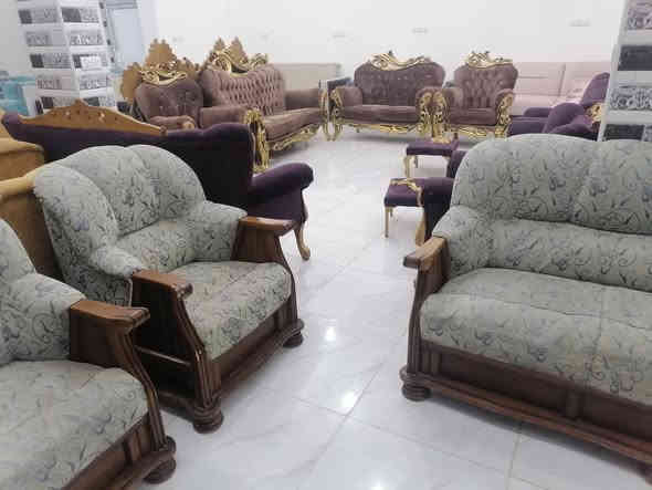 تخم 7 نفرات باله 2كراسي قنفه ثلاثيه قنفه ثنائيه 
السعر: علق تم.
للحجز *********** يوجد توصيل بعد لمقابله
