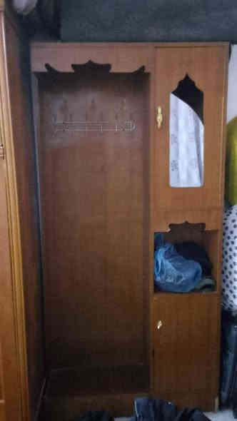 سلام عليكم غرفة للبيع ٢٥٠ وبيهة مجال عنواني بغداد مدينه الصدر رقمي ***********
