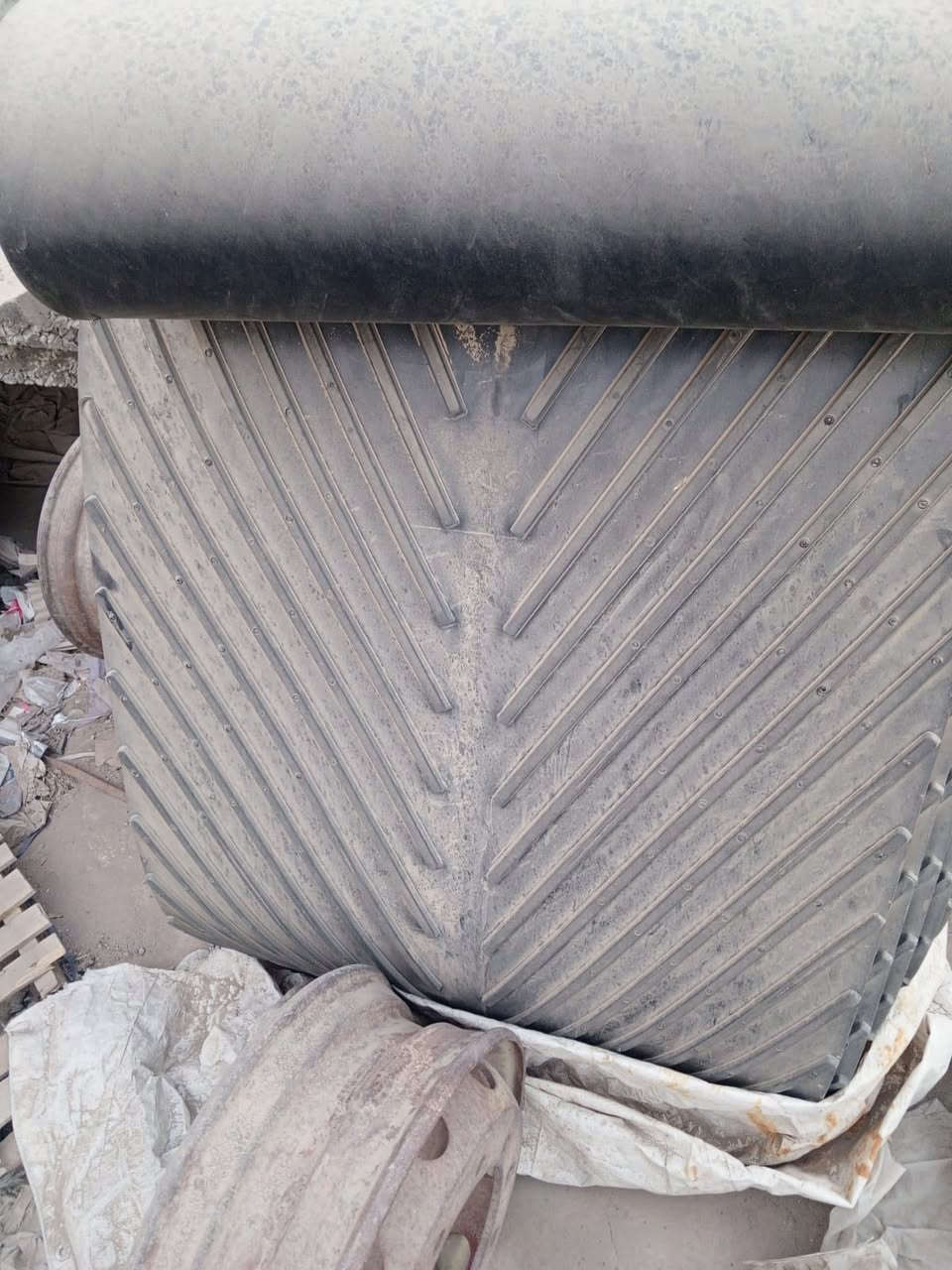 وصول قايش أوربي اصلي ضمان ٣سنوات 

ناقل المواد لمعامل الكونكريت ومعامل الأسفلت 

والكسارات قوه الشد ٦٠٠ ويتوفر تركي وصيني 

الموزع الوحيد بالعراق والمحافظات 

كافه القياسات 

***********/***********
