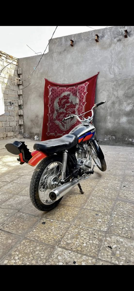 سلام عليكم اربعه كير كلك غراضه نضيفه عوزه ترتيب بصيط سعر 200 وبيه مجال مكان نجف


**إذا كنت صاحب هذا الإعلان وتريد حذفه لأي سبب، رجاءا أرسل رسالة إلى الدعم الفني**