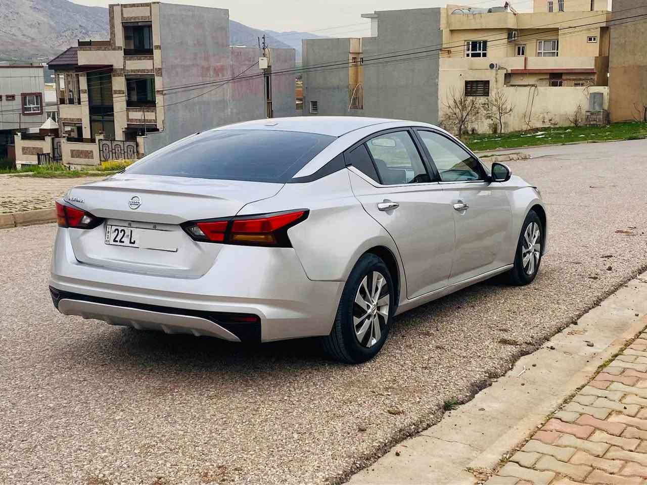 السلام عليكم 
للبيع نيسان التيما موديل 2020
رقم اربيل تريد تحويل وكاله حاضرين
سعر  118 ورقه 
ملاحضه عليها 10 ورقه غرامات مرور ينزل من سعرها 
رقم سنويه فحص وهزه كله جديد
مكينه وكير وتبريد كله بشرط وين ماتريد افحص
محرك اربعه سلندر تنفس طبيعي المرغوب
مواصفات S معروفه
رادار امامي وخلفي شغال شرط
بصمه 
ابواب بصمه 
صندوق بصمه
تحديد سرعه
تشغيل عن بعد 
شاشه وكاميرا
ماشيه 90 ميل
وبعد بيها مواصفات 
ملاحضه حادث سيارا بمريكه كلش خفيف هنا بلعراق صار بي طخاط خفيفه وصار بيها 6 قطع صبغ بدون دواخل
رقم شاصي موجود مع صور شوف حادث يطلع الاستفسار اكثر على خاص او واتساب عندي فيديو مصور سيارا كامله كلشي واضح بيها شراي يجي خاص ادزله 
سيارا احلى من صور سيارا نظيفه ما بيها لاشخوط ولاتعديل ما بيها مصرف حجر كزوز بشرط
ارباكات سستم وضع شركه 👍👍
هاتف اسيا *********** واتساب
هاتف كورك *********** واتساب
هاتف كورك *********** واتساب
عنوان سياره قضاء عقرة بعيده عن اربيل وموصل ساعه دهوك, العراق
