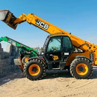 رافعة شفل JCB • موديل ٢٠٠٥ • كركوك ساحه الحتفالات