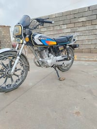 ماطورين للبيع سافين موديل واحد  25 واحد 24 07804194339