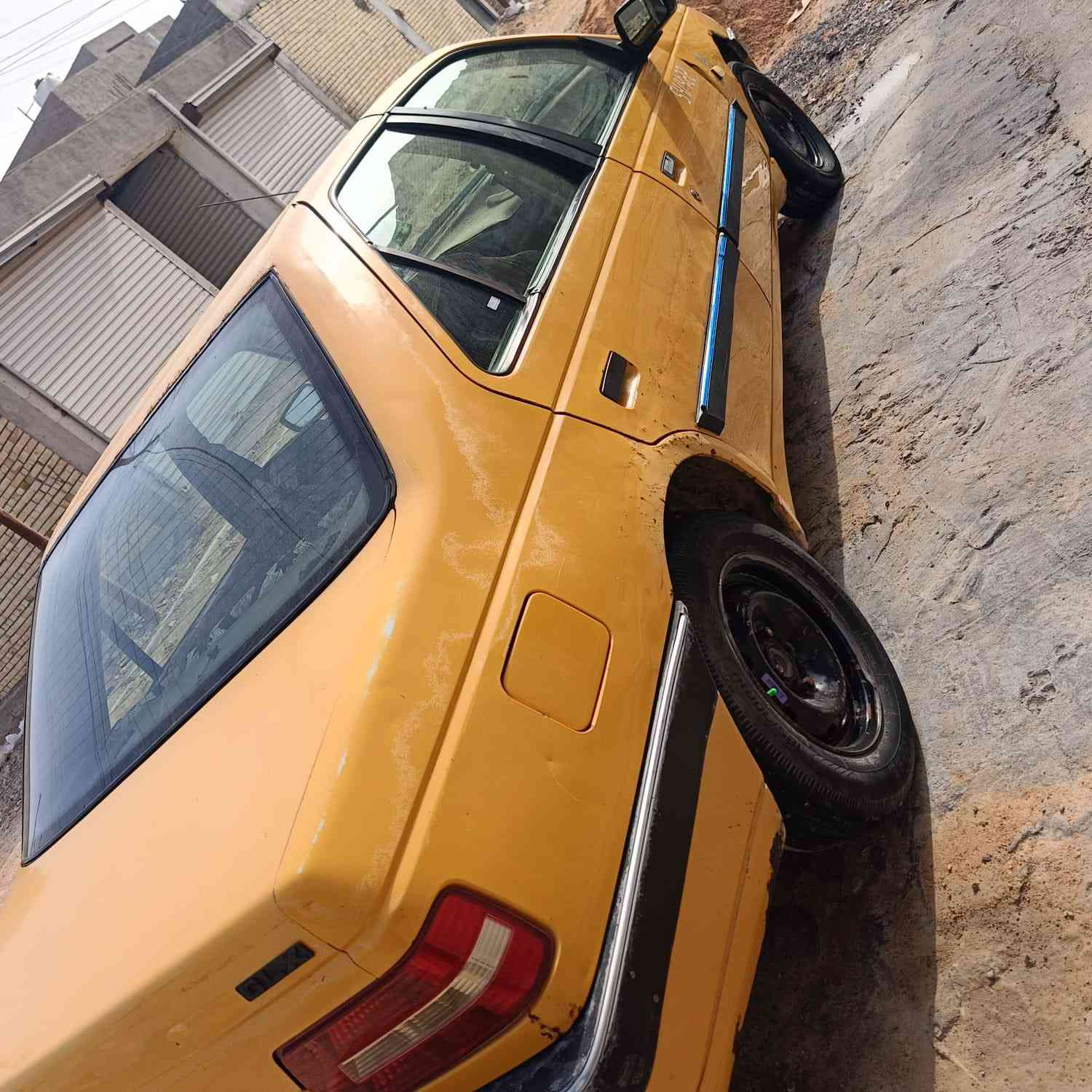 سلام وعليكم بيجو 405
موديل 2010
بيه خيط تبخير 
23 بيه مجال قليل 
هيئه وغرامات مصفره 
تحويل ثاني يوم
***********
