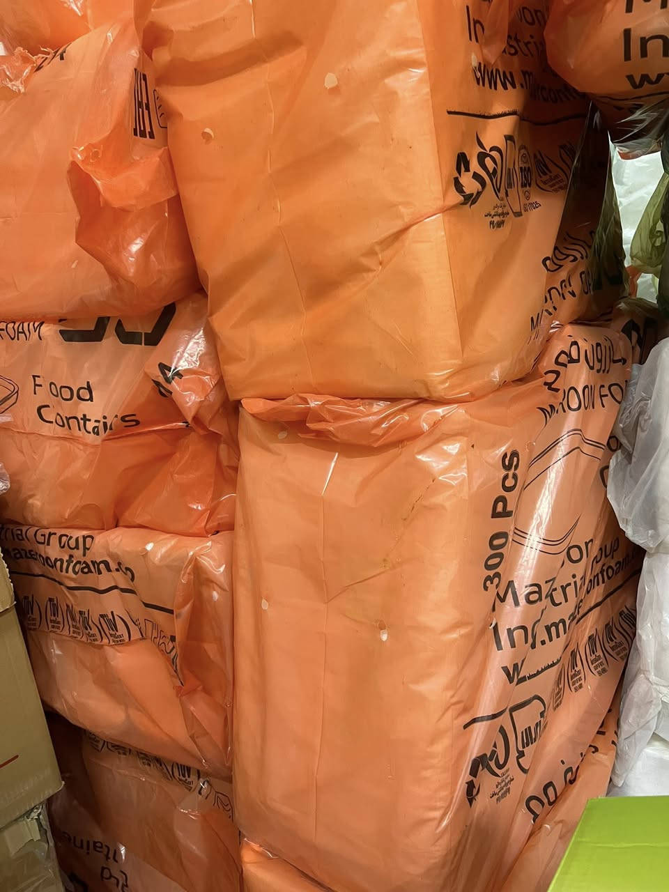 (تحية طيبة زبائنا الكرام 
تم تفريغ فلين T2,T3,T4,T6  البرز  (جملة -مفرد )
يتوفر خصم لاصحاب الكميات 

عنوانه :طويريج حي المثنى شارع الفوج 
للتواصل واتساب :***********
