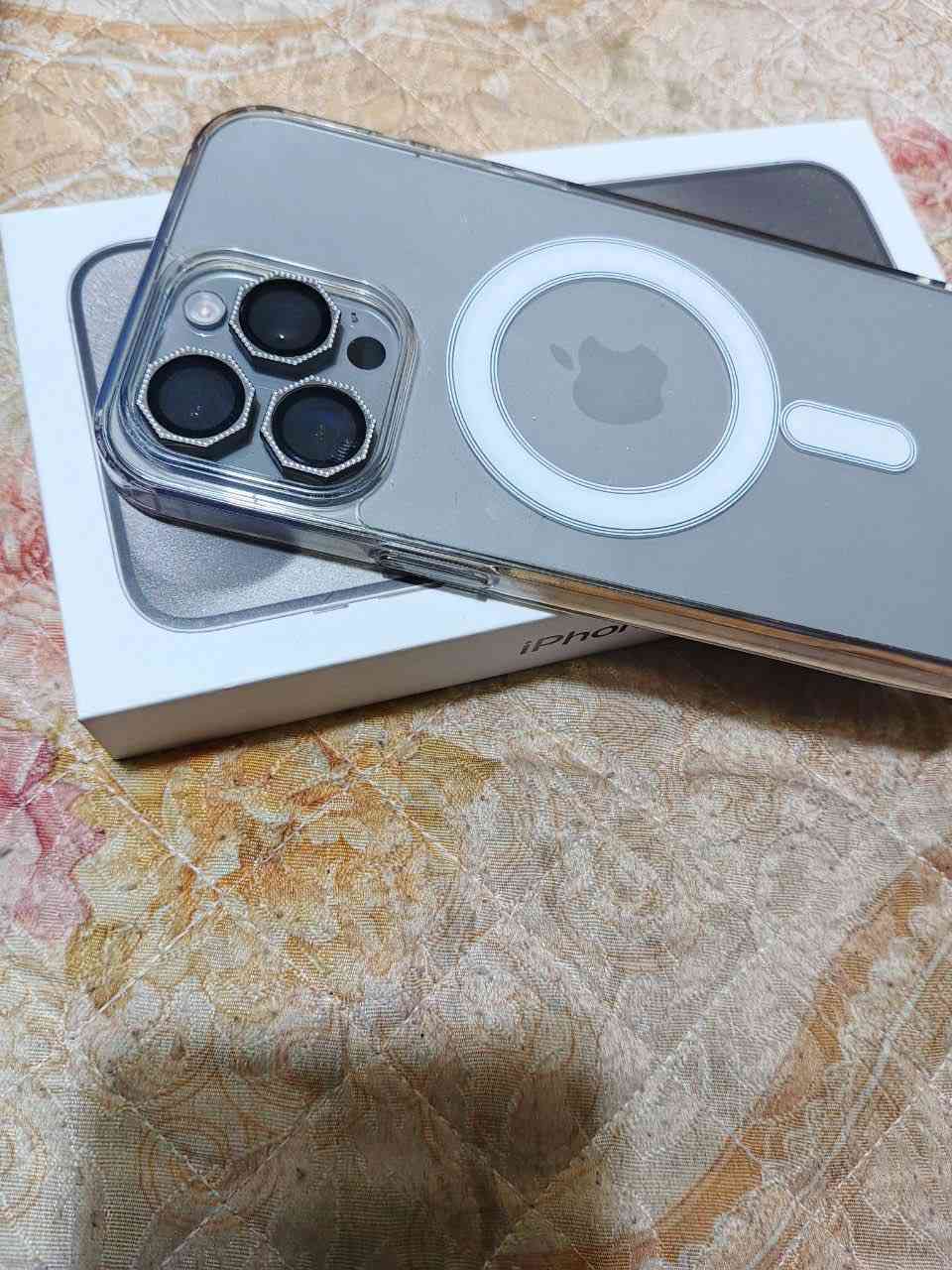 ايفون 15برو ماكس جهاز وتر كلشش نضيف
مساحه256
بطاريه86
المكان بغداد البياع 
رقمي ***********
سعره990
