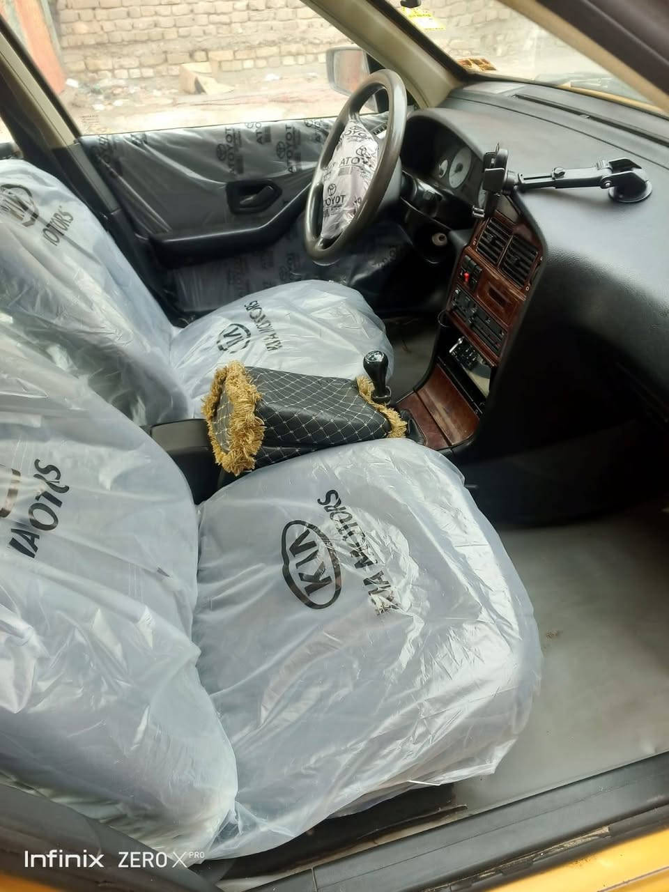 سلام عليكم  بيجو بارص  ١٥ سياره نضيفة متصرف عليهة ايشي جهزه من كل نواحي كبل لشارع لسعر ٤٢ وبيهة مجال لطيبين خابر وتدلل  بسمي تحويل ثاني يوم  وهذا رقمي *********** ولسيارة  موجوده بغداد  مدينه الصدر  غير متواجد على الفيسبوك
