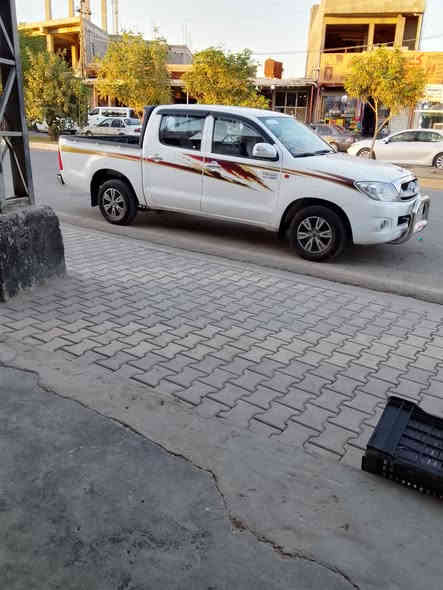 سلام عليكم سيار بيكم موديل 2006رقم نكليزي سعودي شاصي 19سنويه 2028سعر 137تواصل ***********
