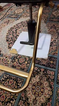 كرسي • جديد