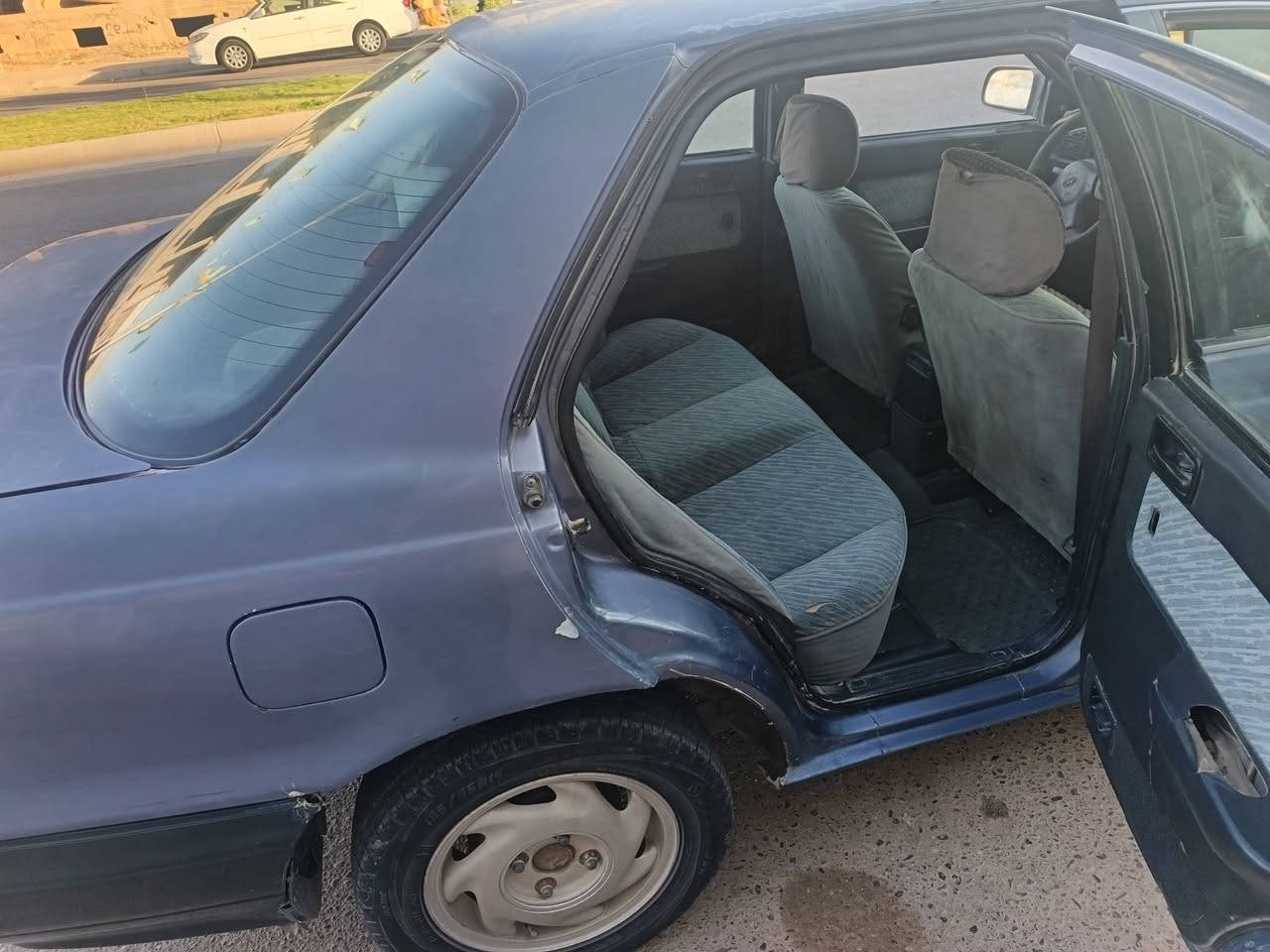 النترا دمعة ٩٤ كير ومحرك مكفول تبريد شغال
رقم بغداد  مشروع وطني سنوية لل ٢٠٣٠
السعر ٢٨ 
***********
