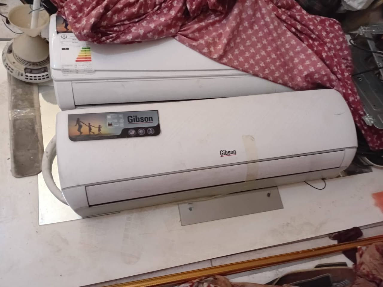 سبلت جبسون ٢ طن جديد مشتغل موسم واحد كامل  ويايه ريموت حي الجهاد  وكلشي اصلي
٥٠٠ بي مجال بسيط
***********
