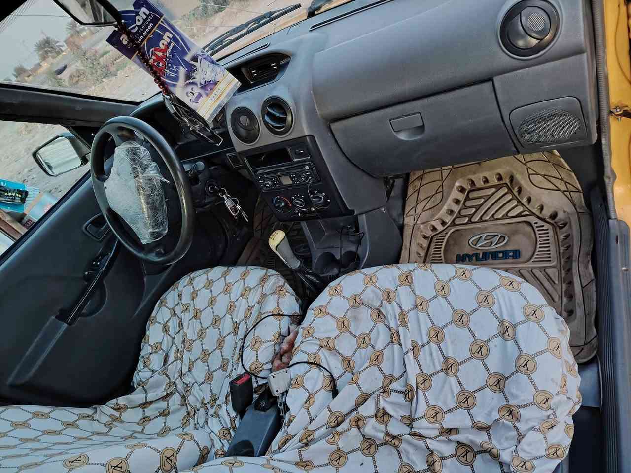 السلام عليكم سايبه موديل 12 مكفوله من كلشي كير محرك تخم تاير صدر جديد مابيها اي نقص شواصي شرط لا فطر ولا لحيم مكفولات حته من الشخط السياره مال جناي ماتصرف عليها ربع بلعافيه على ياخذها مصفره هيئه وغرامات تحويل مباشر .  السعر 29 مجال شي قليل 
مكان السياره بابل النيل الستفسار التصال ***********
