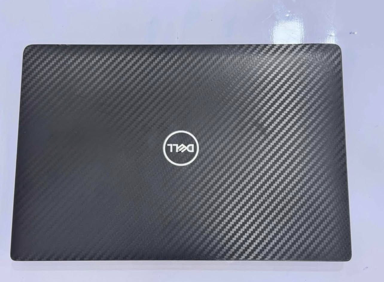 حاسبة للبيع :
اسم الموديل Dell latitude 7400
المعالج i7 الجيل الثامن U
التخزين : 256GB
الرام :  8Gb
شاشة : HD
الشاشة الوانه حلوة
كاميرا امامية واضحة 
كيبورد ضوئي 
خفيفة بالوزن جدا 
وتبريده ممتاز وصوت المروحة منخفض جدا 
وسبيكراته جدا عالية
باقوى البرامج
لكن بطارية تطول من ربع ساعة الى نص ساعة فقط 
اذا عالشاحنة اكيد ماراح تواجه اي مشكلة
سعرها 200الف بيع مستعجل
وموجود توصيل


**إذا كنت صاحب هذا الإعلان وتريد حذفه لأي سبب، رجاءا أرسل رسالة إلى الدعم الفني**