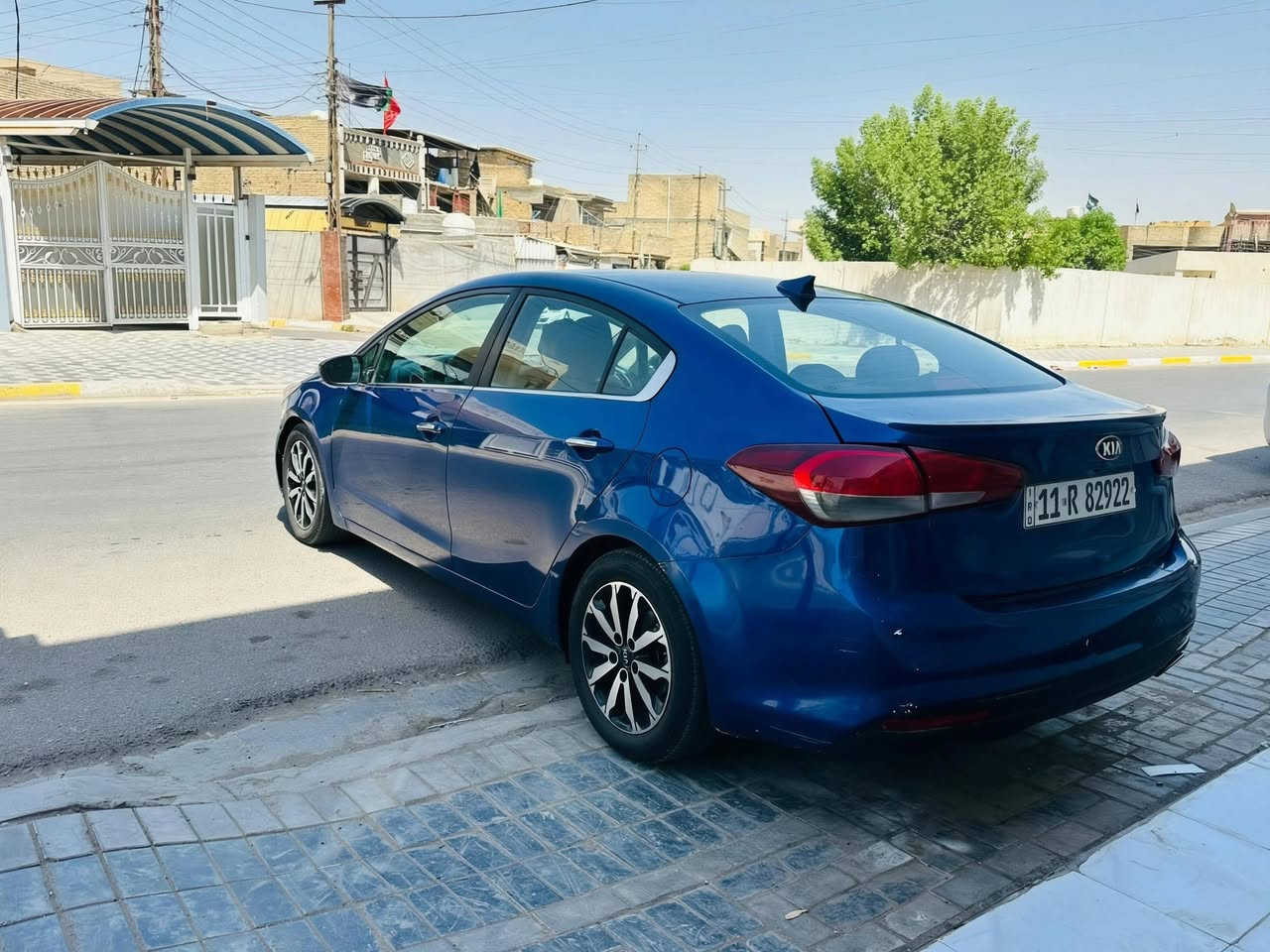 سلام عليكم
كيا فورتي 2017 وارد امريكي ألوان ازرق جويتي مرغوب 💙 فول مواصفات 1/1 عده فتحة
حادث جاملغ قبق جنطه فقط بالعراق باب جاملغ كلير باقي مكفول كفالة عامه من صبغ ضربه تبديل الغود شواصي مكفولات محرك 2000دوش دوش مرغوب لاتنقص ولا تبخير 
تخم تاير جديد تبريد شغال ثلج
فول مواصفات عده فتحة 
بصمة تشغيل + بصمة ابوب 
كشنات جلد +كهرباء +تحكمات
فول تحكمات استرين 
نظام قيادة ذاتي 
شاشه عطال للمس بلاد 
كامره رجوع R
نظام إيكو + نظام مانع زلاق تقليل وقود باقي بيه مواصفات هواي العنوان بغداد الرصافة السعر منااسب ( 103 بيه مجال لشراي  رقم هاتف ***********

