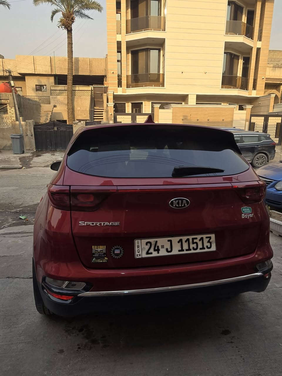 سلام عليكم كيا سبورتج موديل ٢٠٢٠ امريكي مكينه ٢٤٠٠  حادثها جاملغ وبنيد بدون ايرباك وبلعراق بيها شويه بلباب السياره ماشيه ٤٤ الف ميل رقم دهوك ب اسمي اتريد وكاله تريد تحويل اني حاضر
شاشه جبيره كار بلي 
تحكم فول 
اريل نكفيشن 
كشنات تدفئه 
لايت زنون 
لد امامي خلفي 
وبعد بيها اهواي مواصفات 
مواصفات السبورتج المعروفه 
السياره جاهزه ع اخر حبايه وكلش نضيفه 
السعر ١٥٥ وبيها مجال بسيط
غير متواجد ع فيس 
مكان السياره بغداد شارع فلسطين
***********
