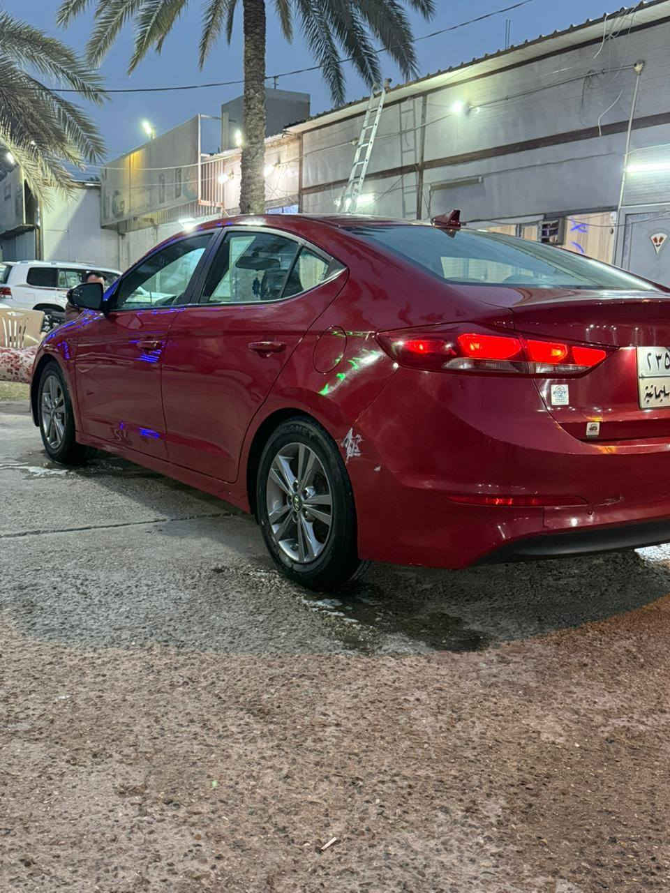 النترا ٢٠١٧ حادث فقط بنيد السعر ١٢٠وبي مجال قليل مكاني كربلاء
***********

***********
