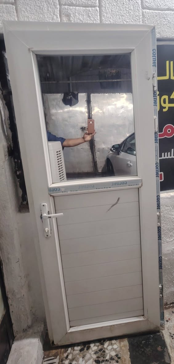 باب للبيع ***********
