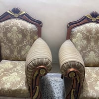 ١٠مقاعد • مبردة قليل الاستخدام • ثريات غير مستخدمة
