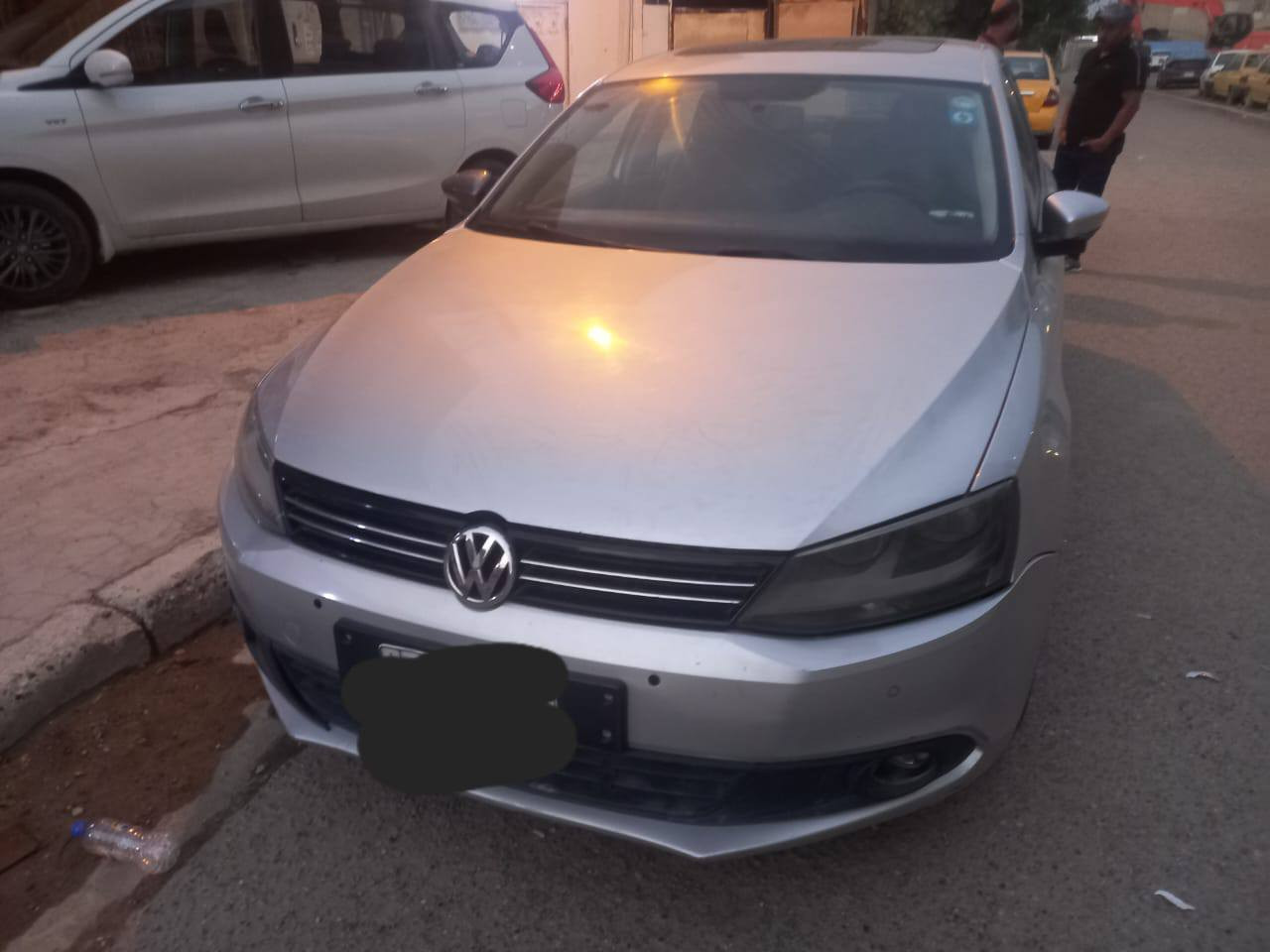 جيتا 2012 خليجي محرك 2000 بدون تربو السعر٨٥ وبيهة مجال وعطل بسيط بيهة ينزل من سعرهة .....السيارة بسمي تحويل ثاني يوم المكان بغداد ***********
