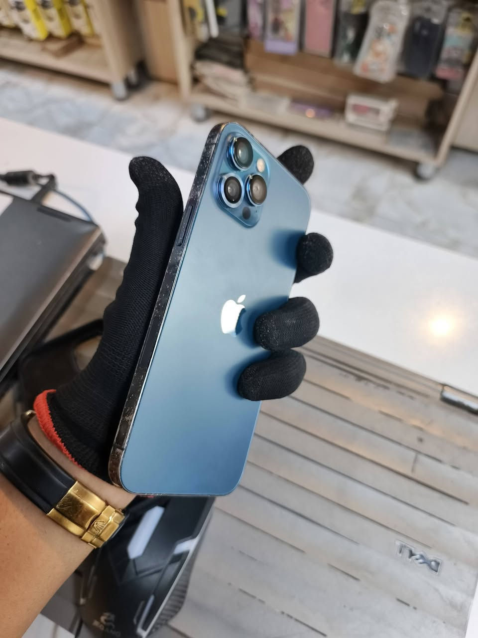 📱 للبيع iPhone 12 Pro Max 256GB
🔥 اللون الأزرق Pacific Blue
✅ سعة 256GB
✅ الكاميرات شغالة فقط هزه  الثبات 
✅ السماعات  والصوت طبيعي
✅ مفتوح على جميع الشبكات
✅ استخدام يومي بدون مشاكل
🔹 الشاشة مبدلة
🔹 البطارية مبدلة
🔹 توجد خدوش على الشاصي من الاستخدام
💰 السعر مناسب 340الف 
التواصل وتساب او النتصال (***********)
📍 المعاينة خير دليل، والجهاز أمامك فحص وتجربة.
