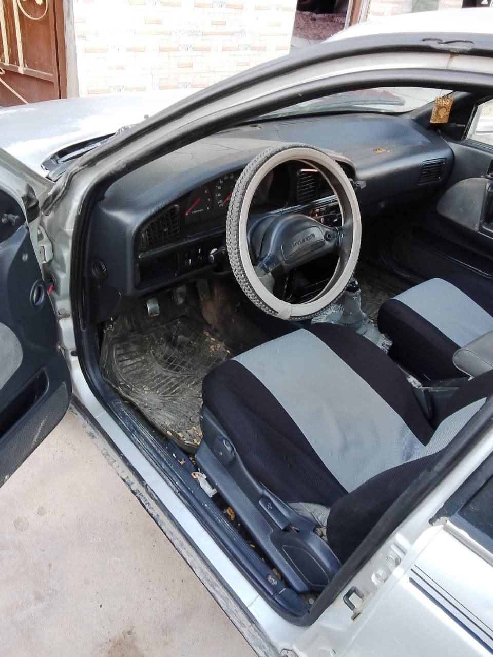 سلام عليكم سياره النتره موديل 91 سنويه اخضر شرط تحويل كير شرط مكينه شرط تايات جدد طخم امامي خلفي جدد سياره نضيفه سعر سياره 20 عنون موصل سهل نينوى مفرق حمدانيه رقم هاتف ***********
