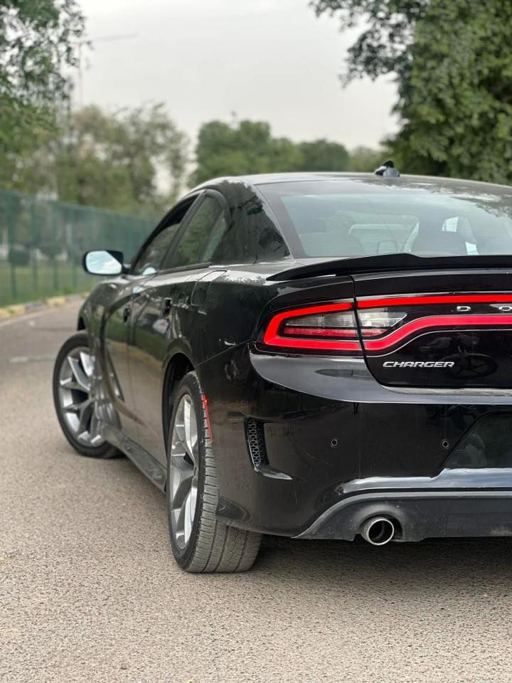 السلام عليكم للبيع 
دودج جارجر GT 2023 
مواصفات ال gt المعروفة 
شاشة كبيرة 
كشنات حظن 
مكينة 6سلندر 3600 
بدون تبديل 
قطعة وحدة صبغ على كد الظربة 
وبارد ب الجاملغ الخلفي 
واجا بيها دبل كود من امريكا صفحة السايق 
ماشيا 36 الف ميل 
صور الحادث ب المنشور 
بچم كبس 
مرقم بغداد ب اسمي تحويل ثاني يوم 
مكاني بغداد
السعر 235$ وبيها مجال ان شاءالله 
للاستفسار ‭0771 684 4616‬
