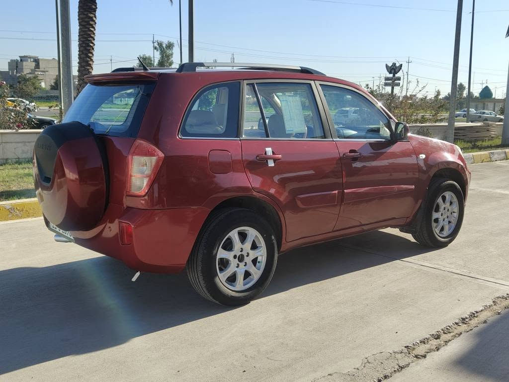 شيري تيكو موديل 2014  فول مواصفات 
داخل أصفر  كشنات هيتر كشنات جلد كير أوتو سقف سلايت  رقم سليماني رقم سنويا هزه جديد سنويا 2030 كوبون بانزين موجود شرط تحويل سياره بدون ضرر فقط قطعه وحده صبغ بدون داخل كير محرك بل شرط سياره جاهز من كل شي سعر 70 شراي خابر على رقم ***********. كركوك, العراق
