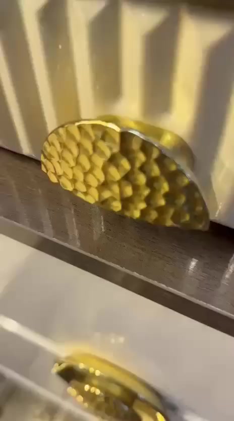 ✨ غرفة تركي 🇹🇷 اصلي صبغ حراري 9 قطع 
 نظام أبواب  موديل حديث 
سرير مخزن عملي
 ضهر بلوك
 قماش وتر بروف أصلي
✨ نظافة 90/💯
شد ونقل مجاني داخل بغداد
 توصيل للمحافظات بكروه


**إذا كنت صاحب هذا الإعلان وتريد حذفه لأي سبب، رجاءا أرسل رسالة إلى الدعم الفني**