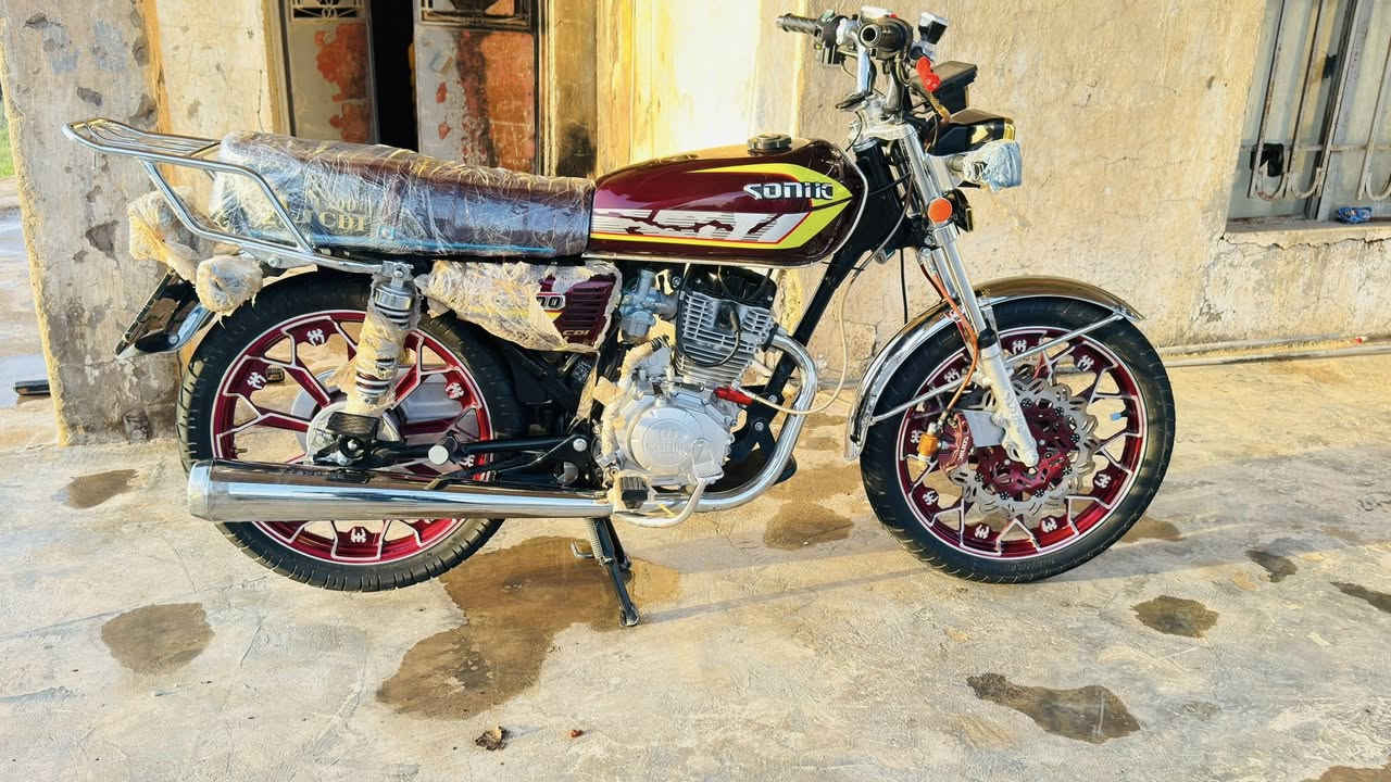 سلام عليكم
دراجه ايراني 2025 للبيع 

محرك 200cc✈️

ماشيه 5000

الدراجه نضيفه بعده بليلون الشركه 

الدراجه بصمه بس اني فاصخ البصمه 

السعر 850 

رقمي ***********🔥

الدراجه جدآ نضيفه
