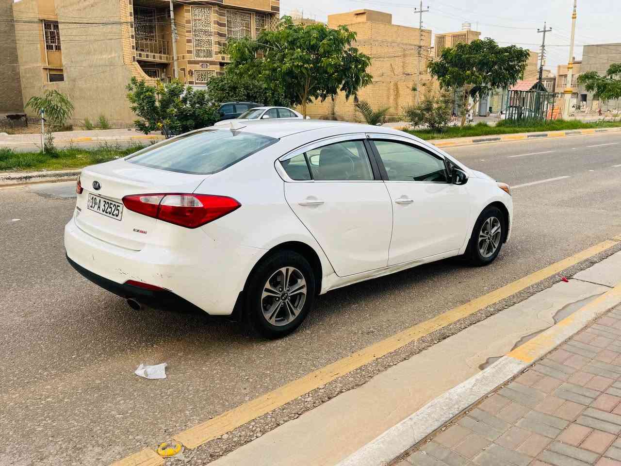فورتي 2014السعر 98مريكي حادثه جاملغ او بنيد بدون دواخل ليبل واحد كله مكينه 1800تبريد ثلج تحكم ستيرن كامره خلفيه مري شفط حداديه جديده تخم تاير سياره جهازه اينقص مابيه رقم كربلاء تحويل مباشر مكان سياره كربلاء *********** كربلاء, العراق
