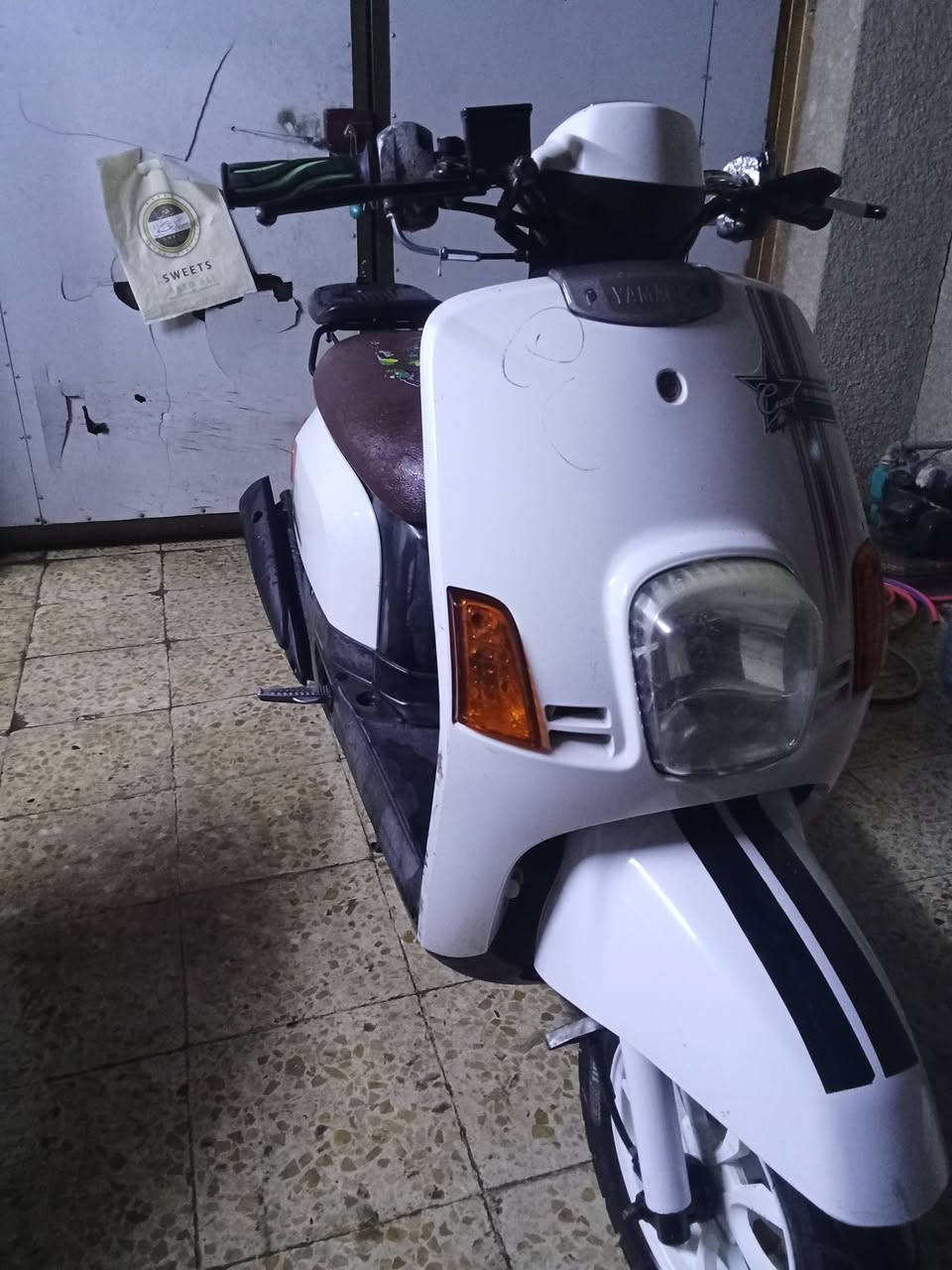 ماكس بوليس الدرجه مكينه بلاديه كهرباء كلها شغاله داخل أملح كفرات مختمه مكاني بياع *********** سعر 700
