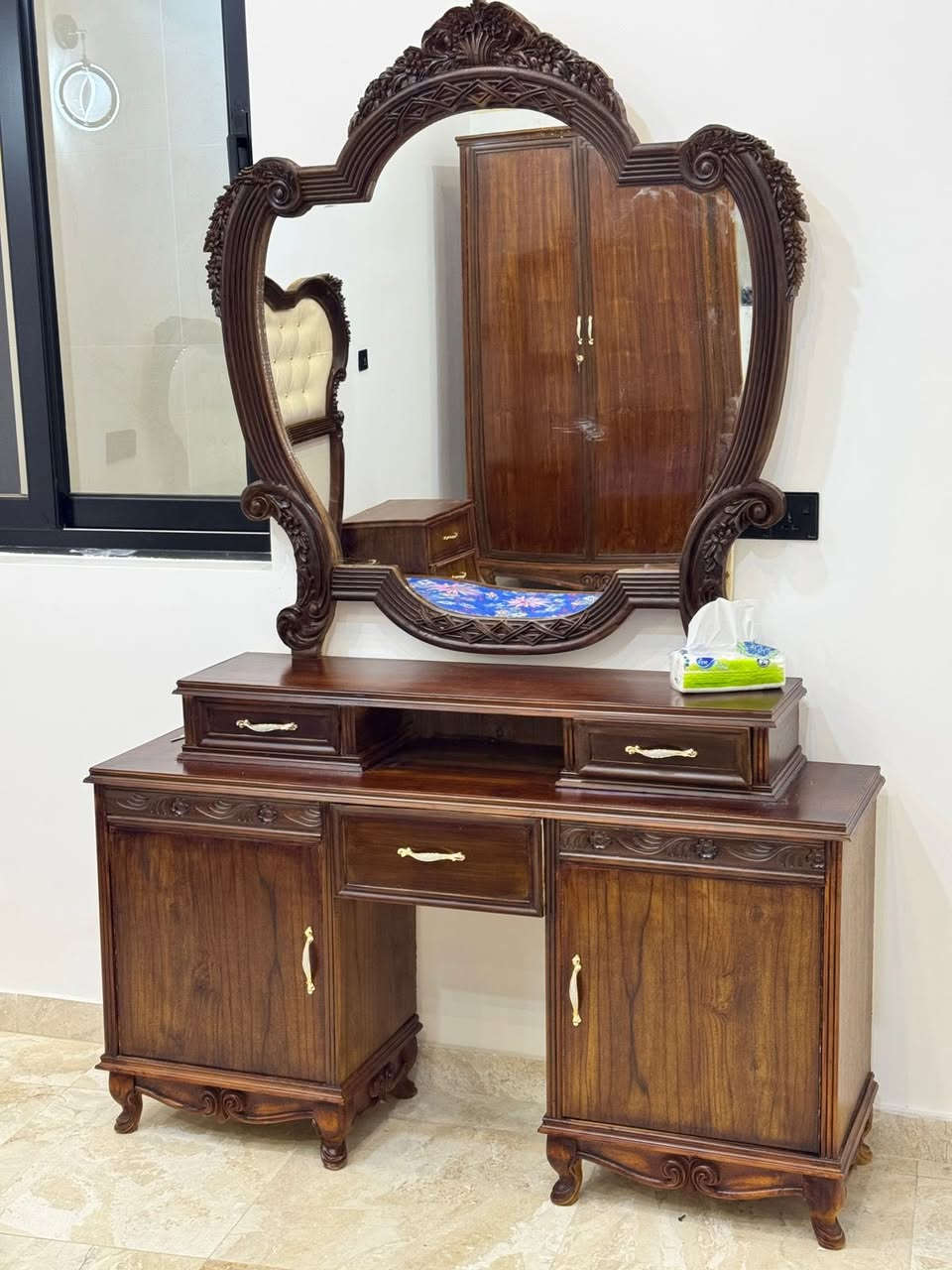 السلام عليكم..هذه غرفة نوم جديده تماماً لم تستخدم بعد صاحبة الغرفه تريد تبيعها سوتها يم نجار وخشبها ثقيل جداً الياخذها يدعيلي  والسعر خاص رجاءً  وشكراً.الموقع قرب أمانة بغداد.


**إذا كنت صاحب هذا الإعلان وتريد حذفه لأي سبب، رجاءا أرسل رسالة إلى الدعم الفني**