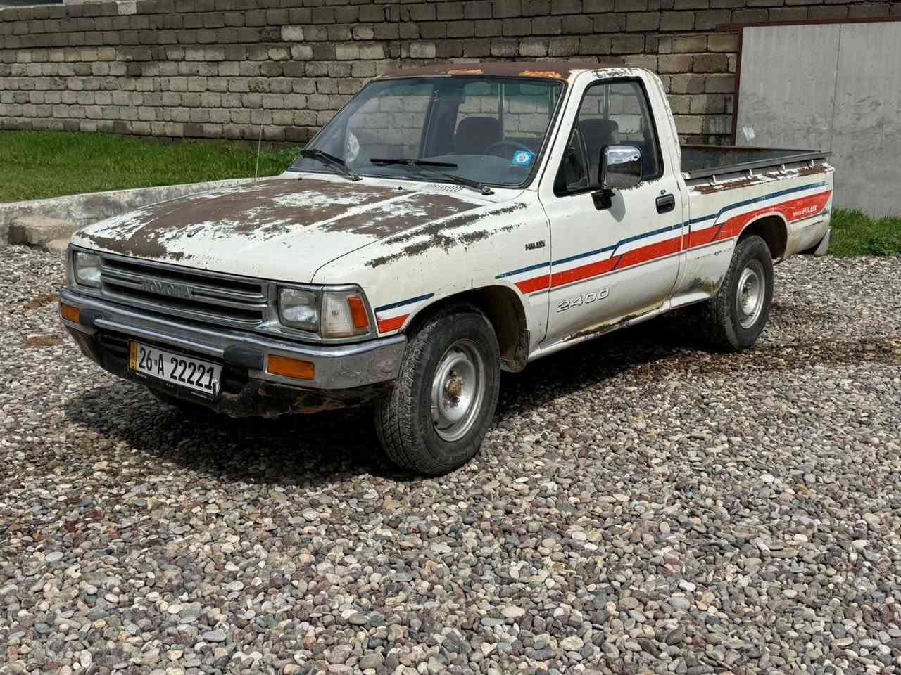 السلام عليكم 
بيكم موديل 90 كله بلادي بدون صبغ رقم صلاح الدين دولي بأسمي كير محرك كله شرط 
السعر 53
‭0782 837 9426
