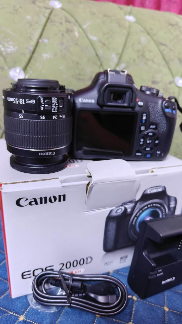 كانون D2000 
كامل ملحقاته 
شاحنه وبطاريه وحزام وعدسته الاصليه 18 55 
وكارتونه سعر 325 الف مكاني بغداد مدينة الصدر بغداد, العراق


**إذا كنت صاحب هذا الإعلان وتريد حذفه لأي سبب، رجاءا أرسل رسالة إلى الدعم الفني**
