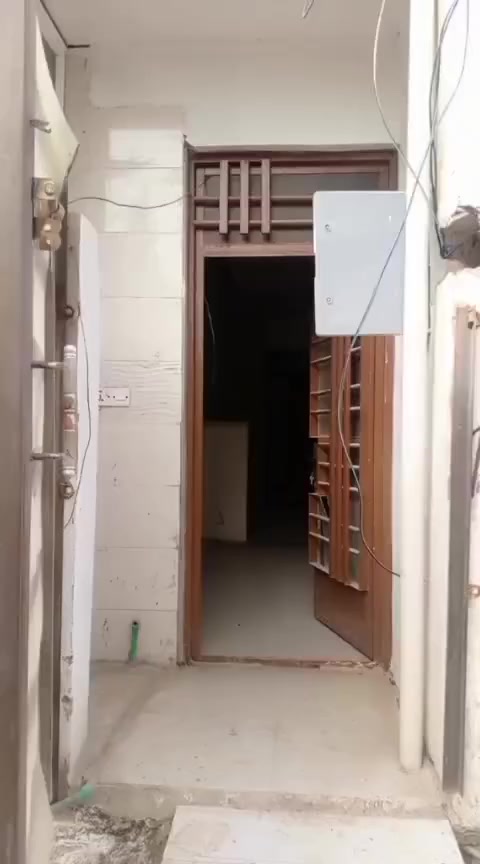 دار للبيع مساحه 55متربسعر27مليون جاهز للسكن العنوان بغداد الكرخ منطقة الدوانم نهاية  شرطه الخامسه استفسار ***********بي واتساب
