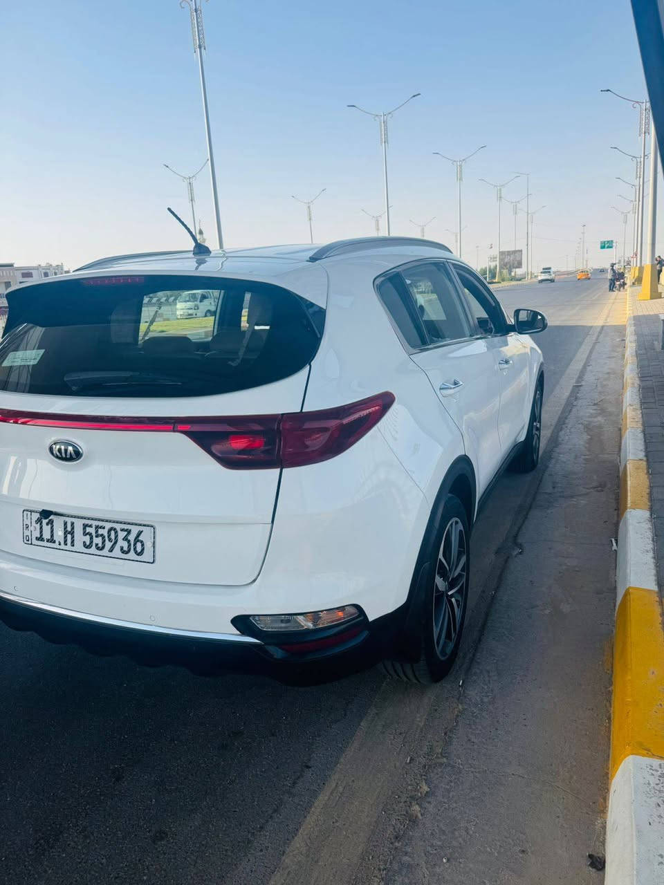 السلام عليكم
للبيع سبورتج خليجي موديل 2019

داخل حمصي بأسود 

مري شفط 

حساسات امامي خلفي 

السعر 180
مكانها الرمادي 

***********
