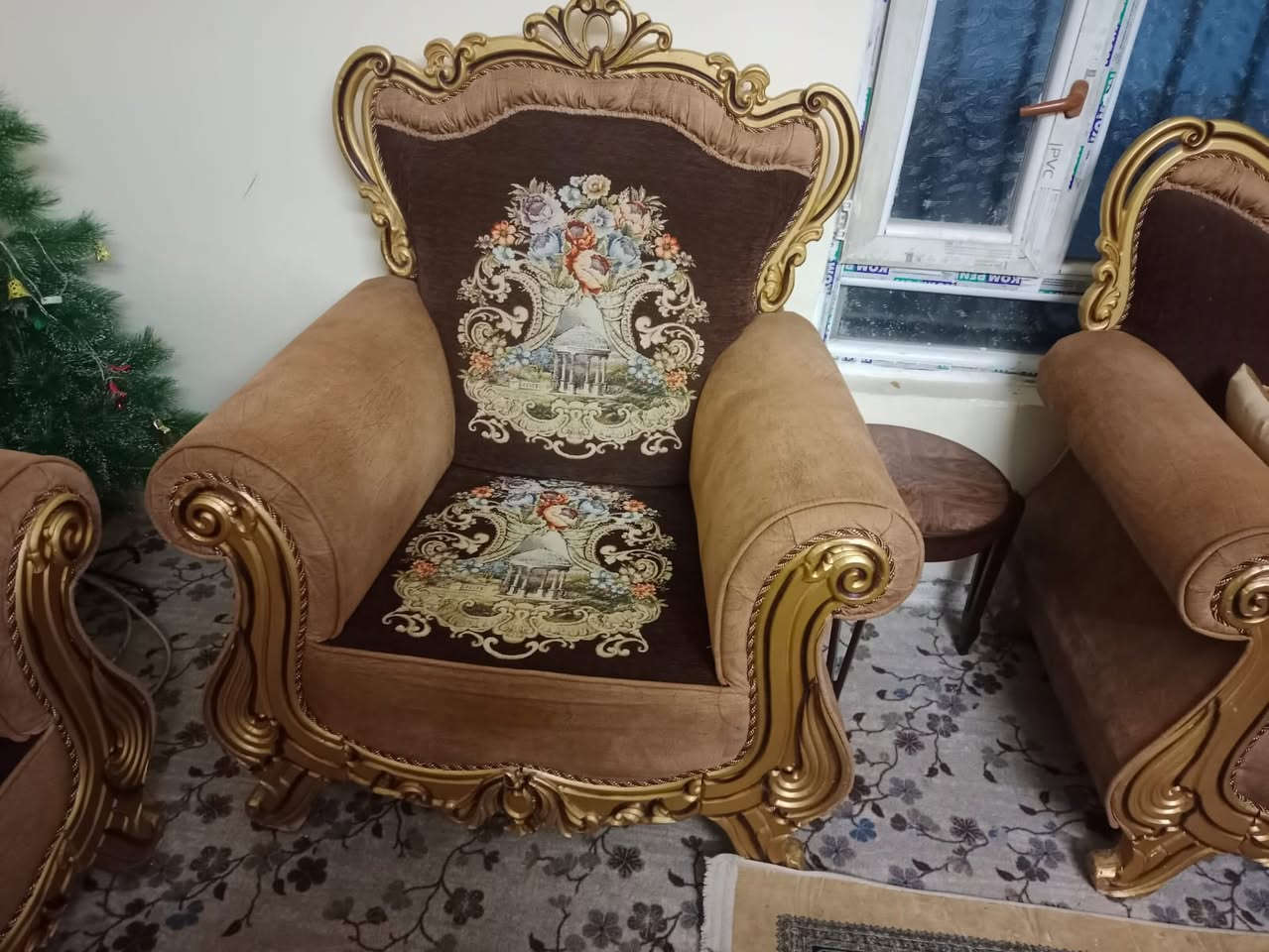 اسلام عليكم تخم ١٠ مقاعد جديد اي ضرر مابي سعره ٢٥٠ مكاني بغداد مدينة الصدر شراي يخابر هـ***********
