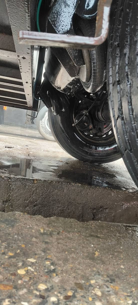 شمتز 2008جهاز كارير 1300شاصي كنفلايز مجموعه حديثه ساف دسك بريك صندوك عبار قاعد سبير شاصي كامل تخم تاير جديد جهاز خير من الله شرط التنزيل عربانه جاهزه
مكان الناصريه  مامتواجد عل فيس 
اتصل ***********
